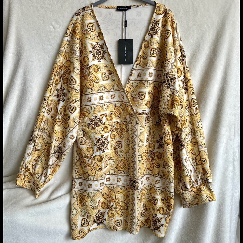 PrettyLittleThing NWT Yellow Tile Print Puff Sleeve Bodycon Dress US 22